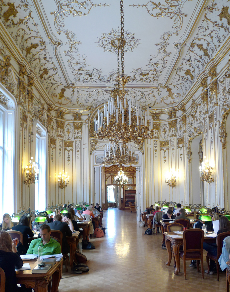 Illustration for article titled Lose Yourself In These Photos Of Europe's Most Magnificent Libraries